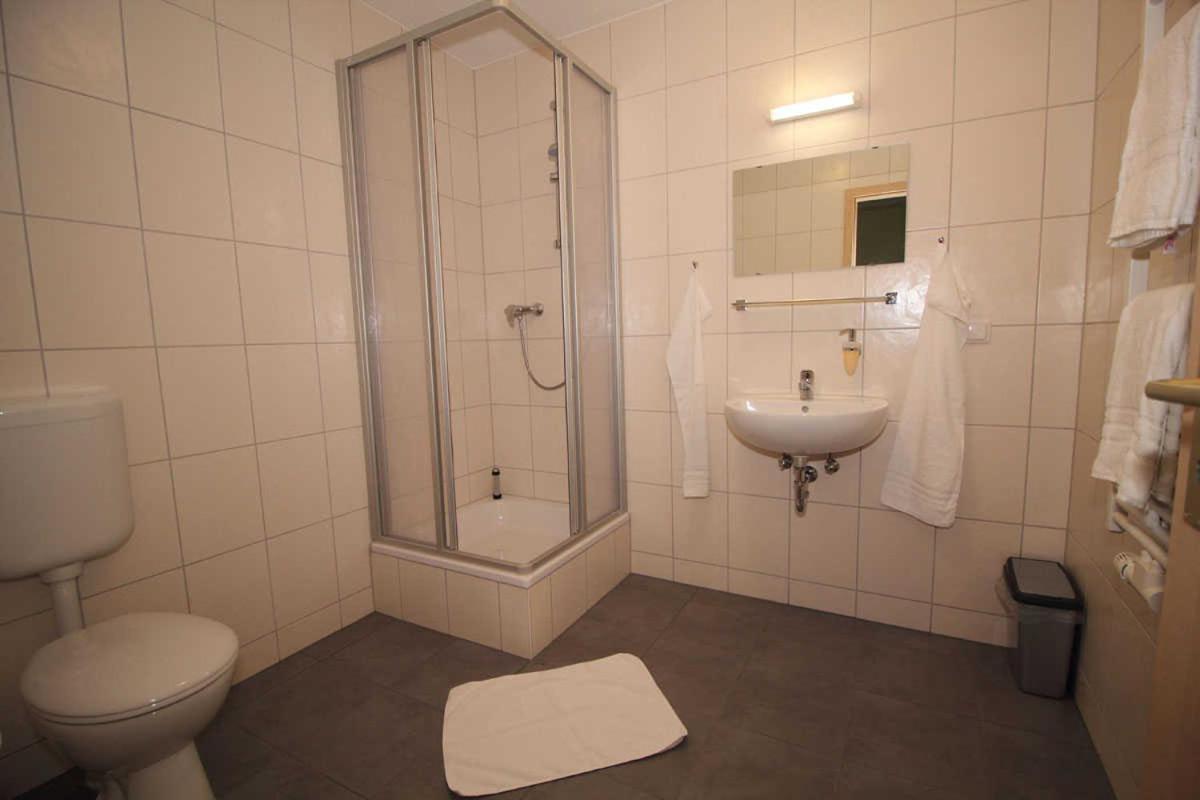 Kutterfisch Kajueten Direkt Im Stadthafen Leilighet Sassnitz Eksteriør bilde